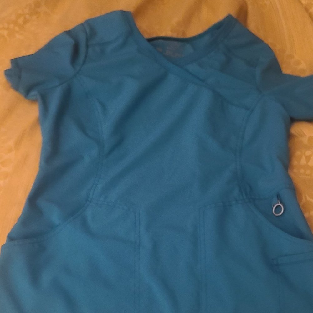 Cherokee Infinity Teal Scrub set